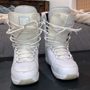 Size 7 Snowboarding boots